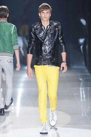 Look 25